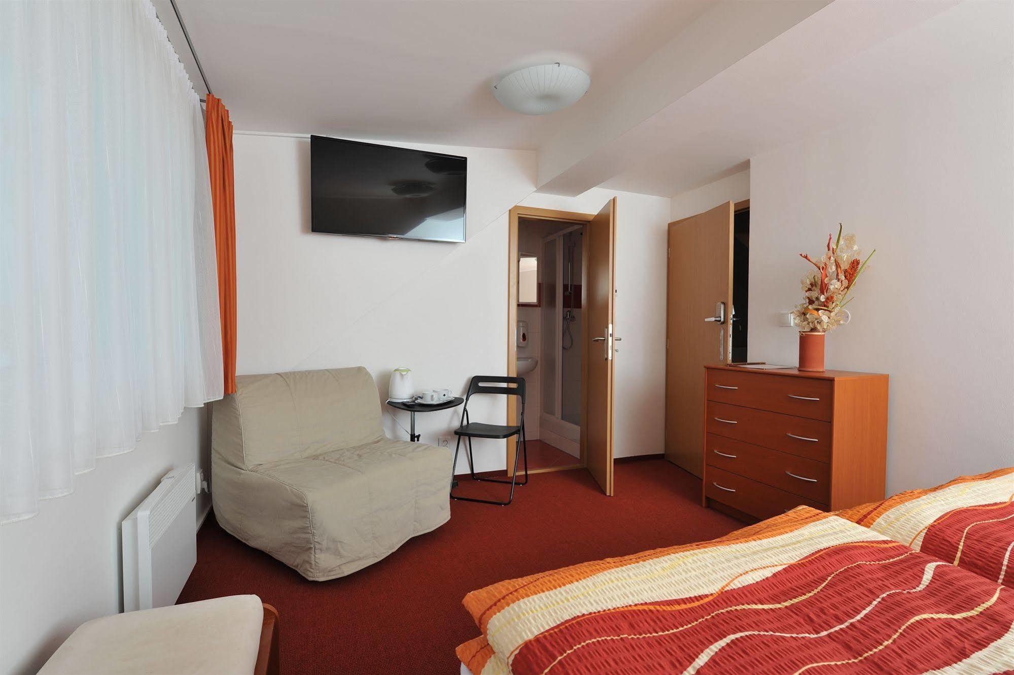 Habitat 16 Otel Prag